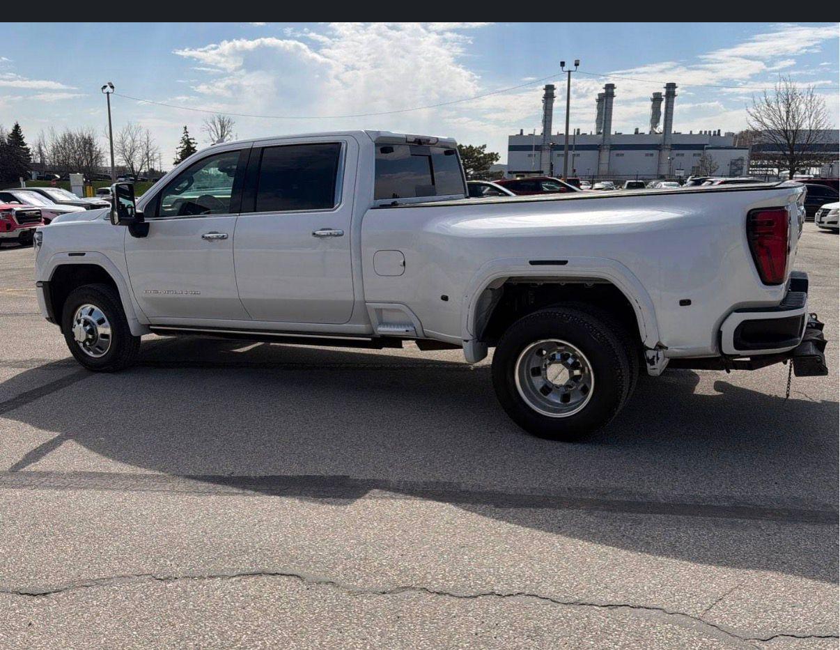 2024 GMC Sierra 3500HD — photo 3