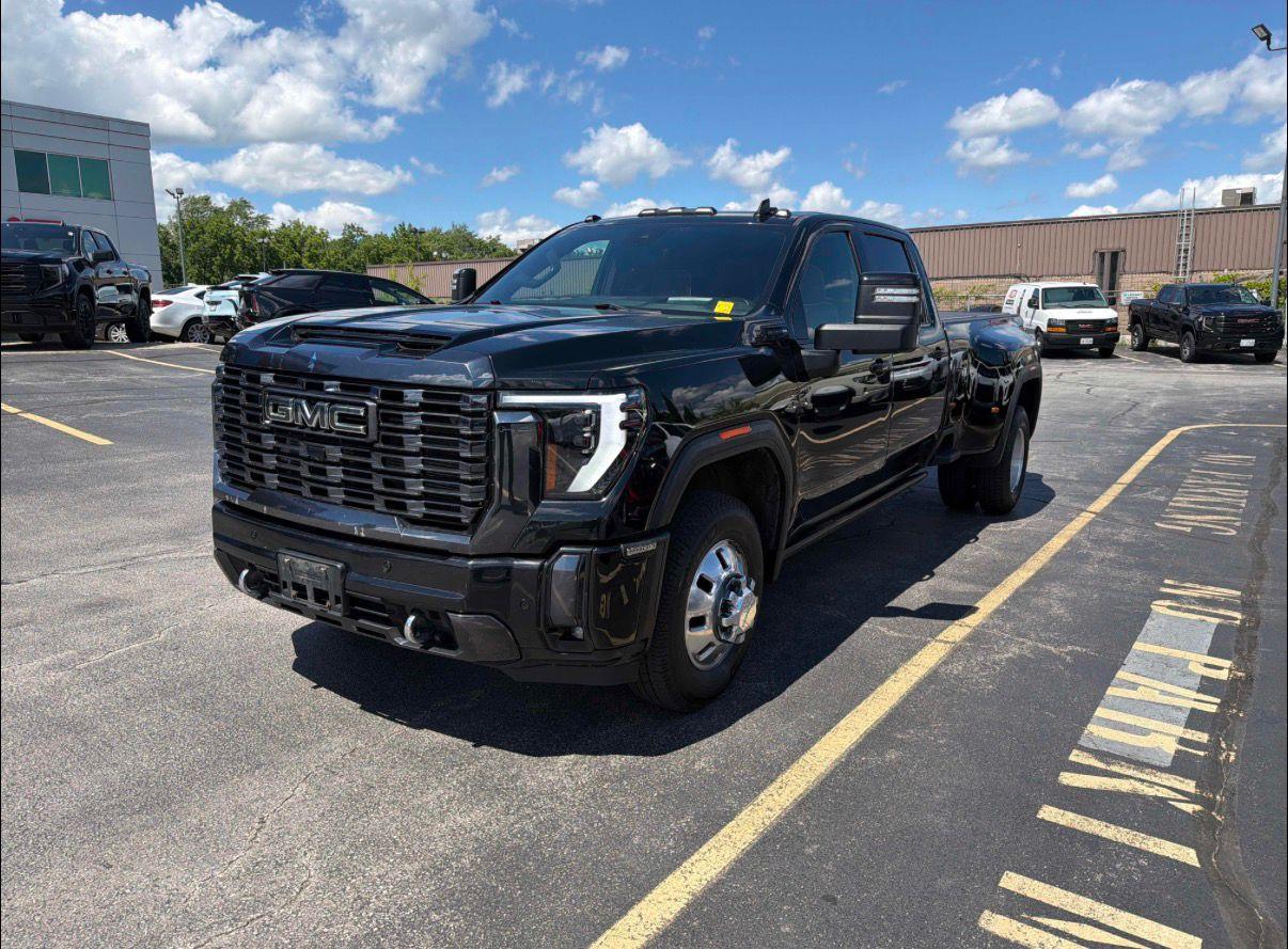 2024 GMC Sierra 3500HD — photo 1