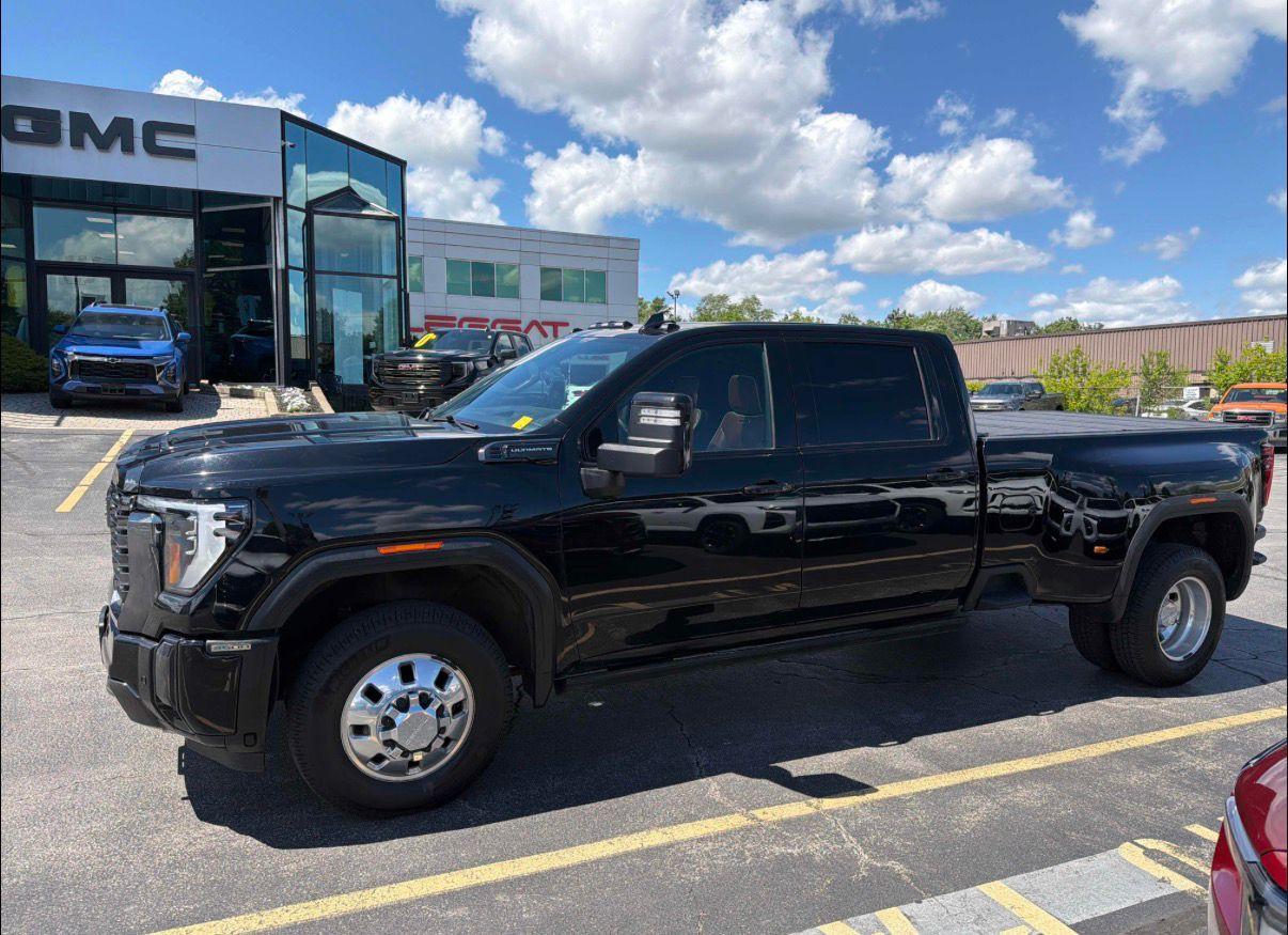 2024 GMC Sierra 3500HD — photo 3